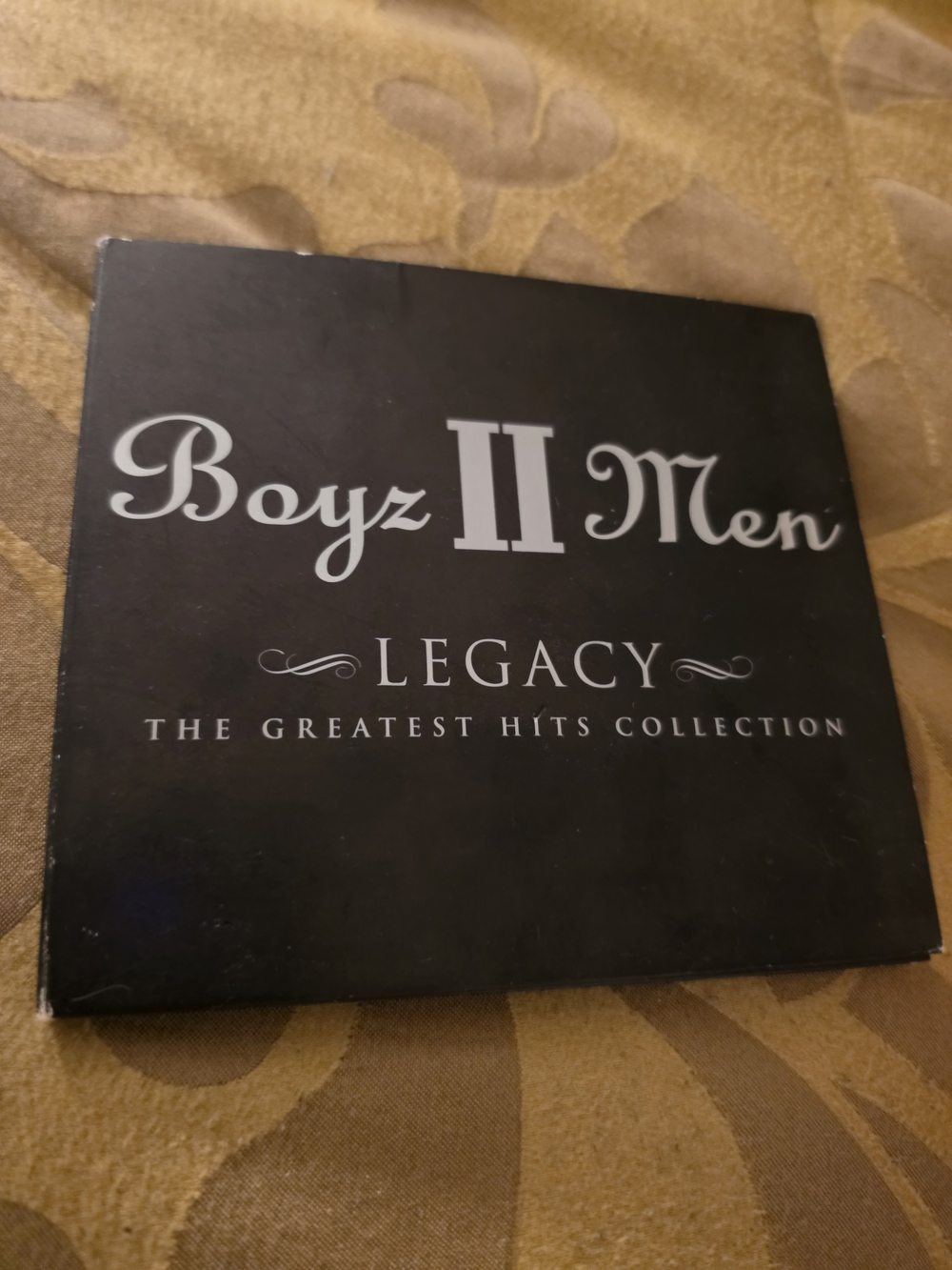 Source Unknown Black Boyz II Men Legacy Greatest Hits CD